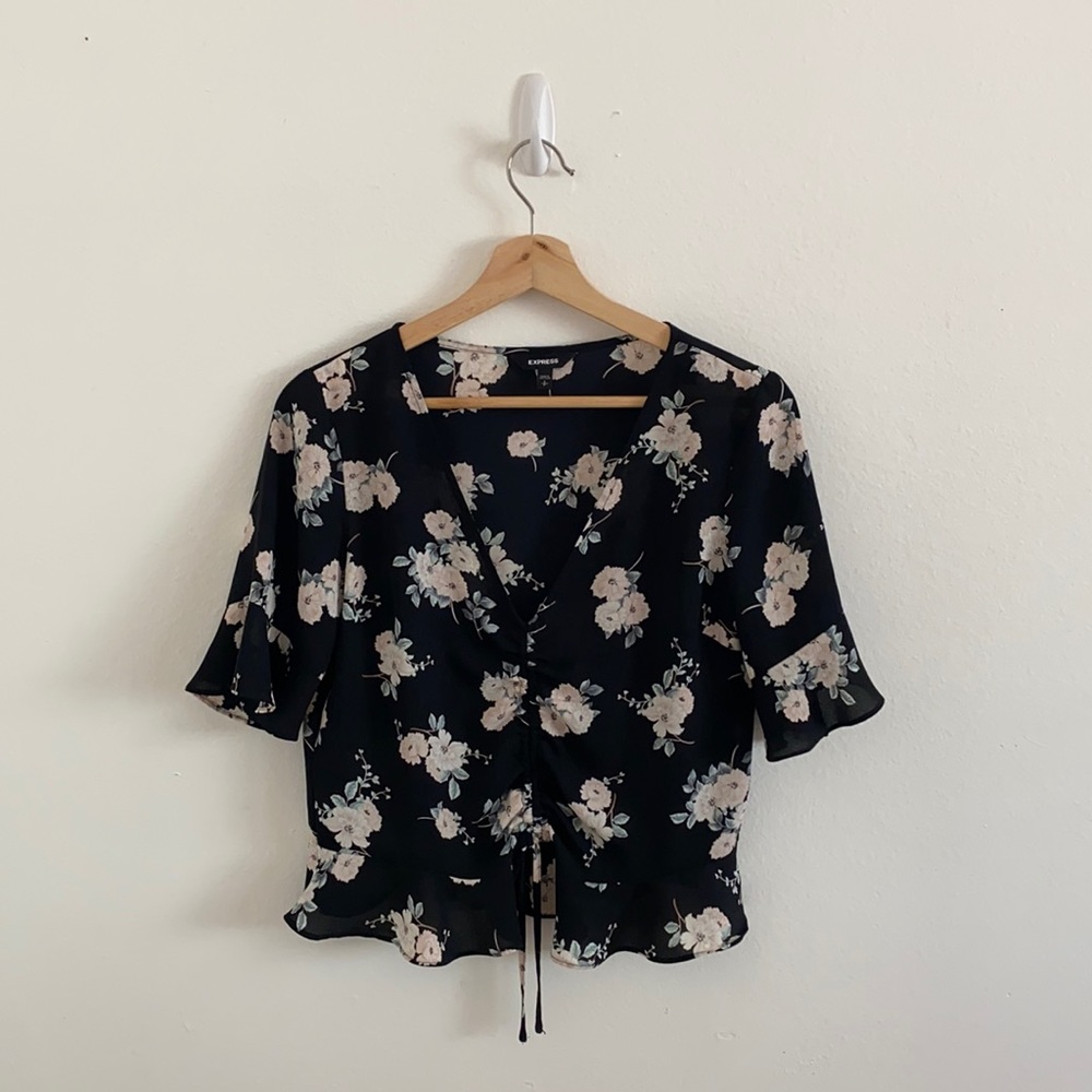 Express Floral Print V-Neck Blouse Black Small